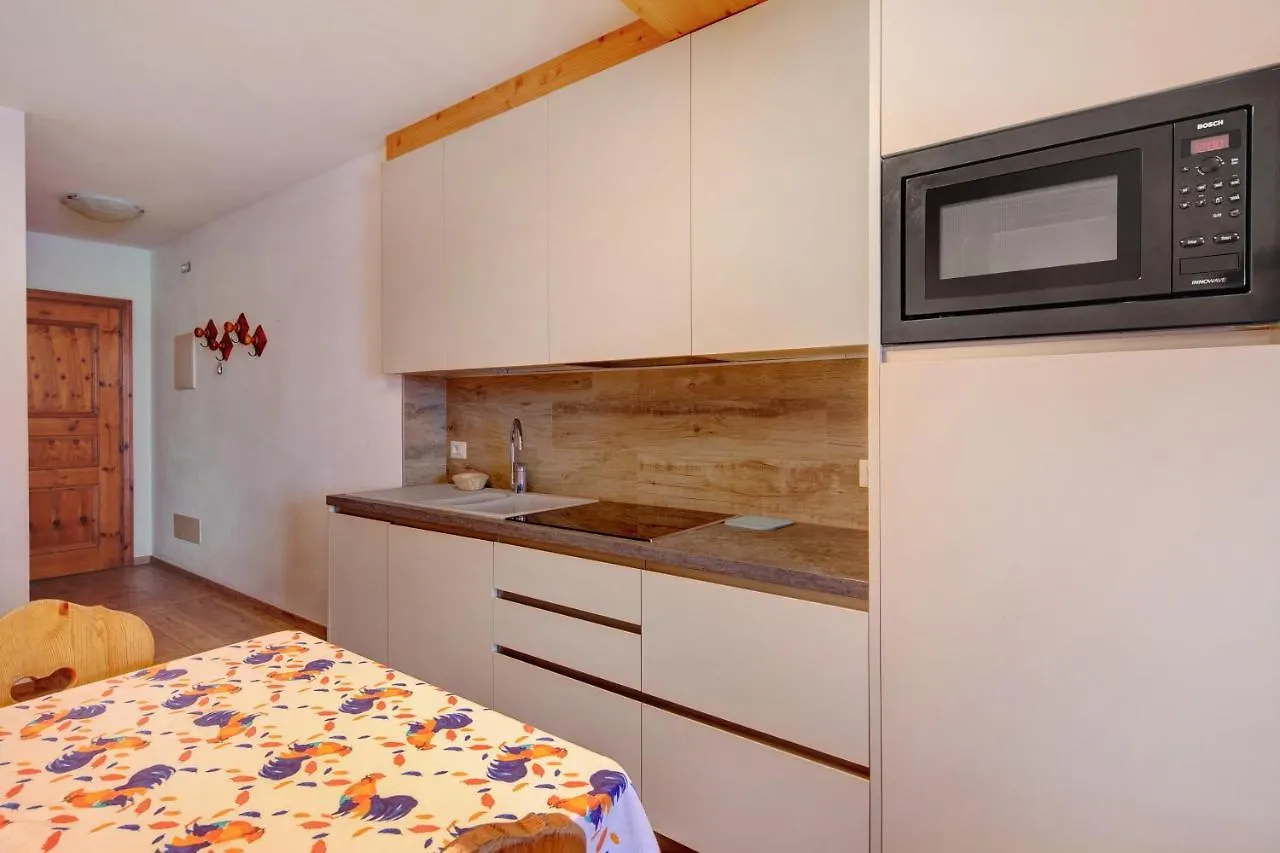 Chalet Meridiana Appartamento 6 Livigno 0*,  Italy
